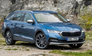 El Skoda Octavia Scout de gasolina más potente y 4x4, ¿cuál es su precio?