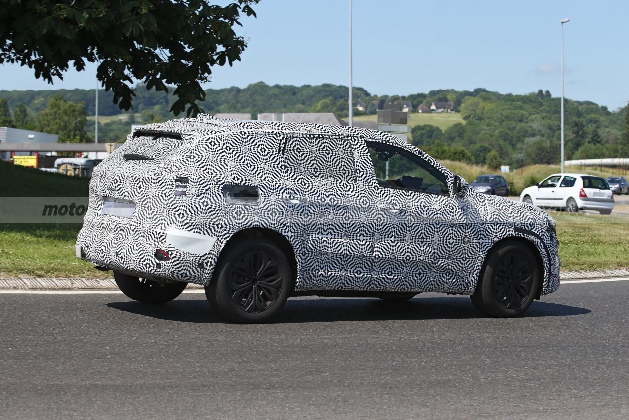 renault-kadjar-2022-suv-fotos-espia-202178999-1624264229_10.jpg