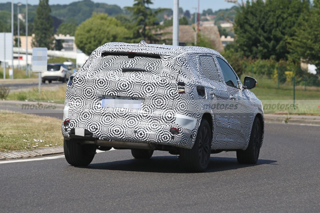 renault-kadjar-2022-suv-fotos-espia-202178999-1624264236_13.jpg