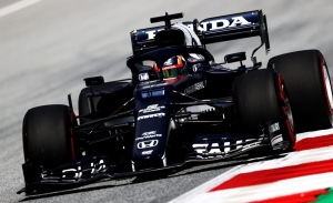 Sanción de 3 posiciones a Tsunoda por estorbar a Bottas; Alonso saldrá 8º
