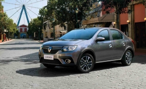 Colombia - Mayo 2021: El Dacia Logan de Renault sigue mejorando