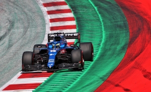 Alonso, furioso contra Vettel: «Como si sale último... el fin de semana se ha acabado»