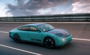 Un prototipo del Lightyear One, el coche solar de 2022, bate récord de autonomía