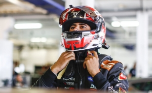 Mikel Azcona espera voltear su mal inicio del WTCR 2021 en MotorLand