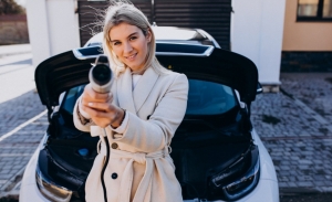 Por qué deberías comprar un coche eléctrico y por qué ahora