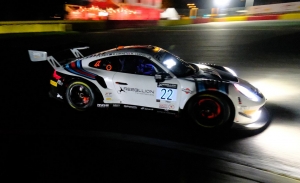 El Porsche #22 de GPX Racing se anota los libres nocturnos en Spa