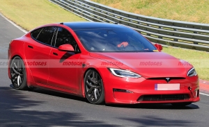 ¿A por un nuevo récord? El Tesla Model S más radical es cazado en Nürburgring