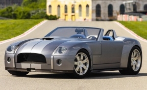 La venta del Ford Shelby Cobra concept 2004 rompió todos los pronósticos