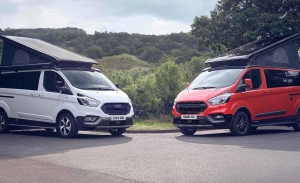 Las furgonetas camper Ford Transit Custom Nugget estrenan los modelos Active y Trail