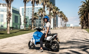 Las motos eléctricas de Cityscoot se integran con la app de Uber en Barcelona