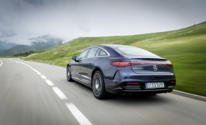 Mercedes amplía las advertencias de peligros de tráfico entre sus modelos