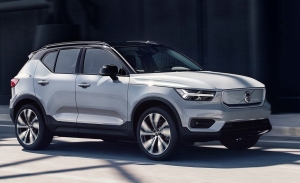 El Volvo XC40 Recharge eléctrico es más barato gracias a la llegada de una nueva versión