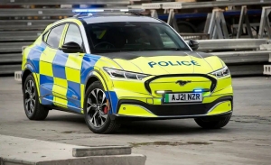 El Ford Mustang Mach-E tendrá versión policial en el Reino Unido