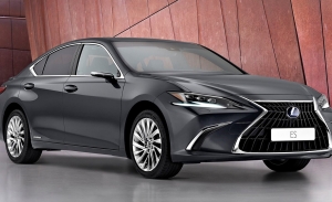 Lexus ES 300h 2022, nueva imagen y tecnología para berlina híbrida japonesa