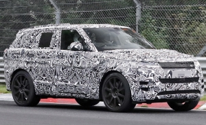 El nuevo Range Rover Sport SVR pierde camuflaje y quedan a la vista más detalles