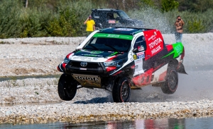 Yazeed Al-Rajhi conquista el triunfo en una compleja Baja Italia