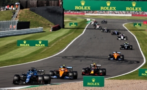 Alpine, contraria a Mercedes: la F1 necesita más marcas, no un tercer coche por equipo
