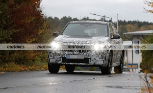 El nuevo BMW X1 M35i xDrive 2024 se estrena en fotos espía en Nürburgring