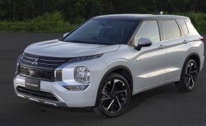 El nuevo Mitsubishi Outlander PHEV 2022 se destapa poco antes de su presentación