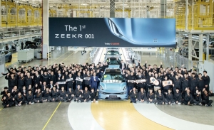 El nuevo Zeekr 001 entra en producción en China, un eléctrico que llega a Europa en 2022