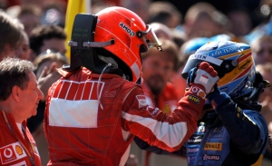 Alonso recuerda sus tres grandes duelos: Schumacher, Hamilton y Vettel