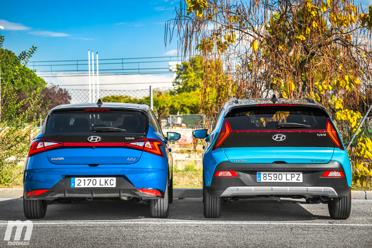 Comparativa Hyundai i20 vs Hyundai Bayon, ¿cuál es mejor? (Con vídeo)