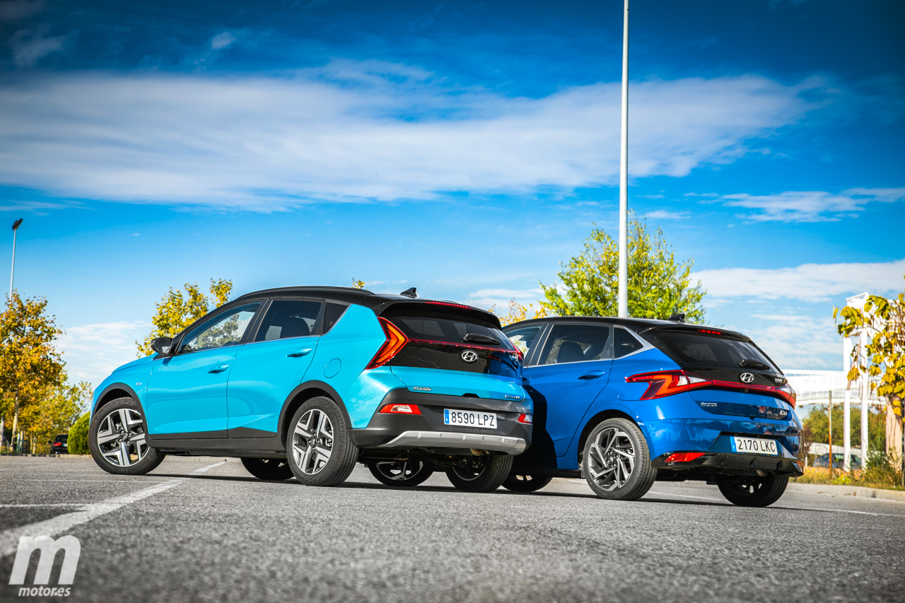 Comparativa Hyundai i20 vs Hyundai Bayon, ¿cuál es mejor? (Con vídeo)