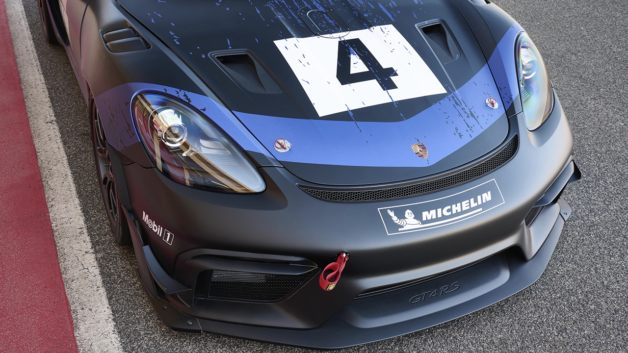 porsche-718-cayman-gt4-rs-clubsport-202182770-1637143283_6.jpg