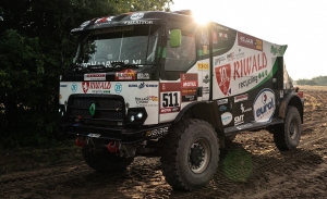 Riwald Dakar Team presenta la nueva versión del Renault C460 Hybrid Edition