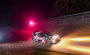 El tira y afloja de Sébastien Ogier y Elfyn Evans continúa en Monza