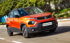 India - Octubre 2021: El nuevo Tata Punch llega pisando fuerte