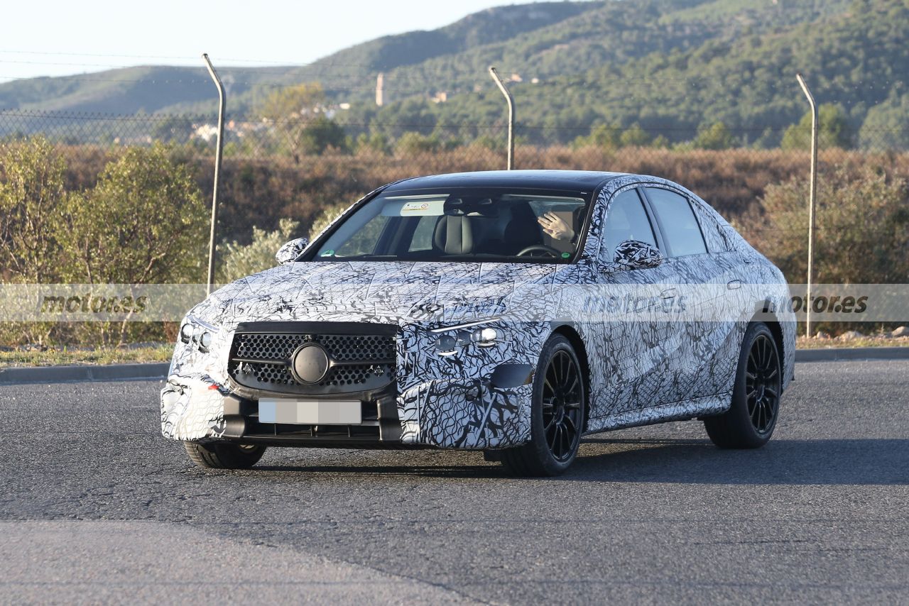 mercedes-clase-e-2023-fotos-espia-202183148-1638376433_9.jpg