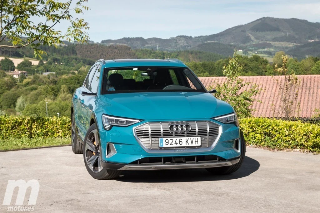 A report indicates that the current Audi e-tron Facelift 2022 will become the Q8 e-tron