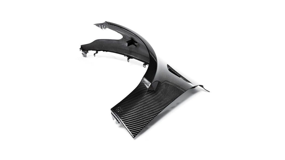 tesla-koenigsegg-202284483-1643210947_1.jpg