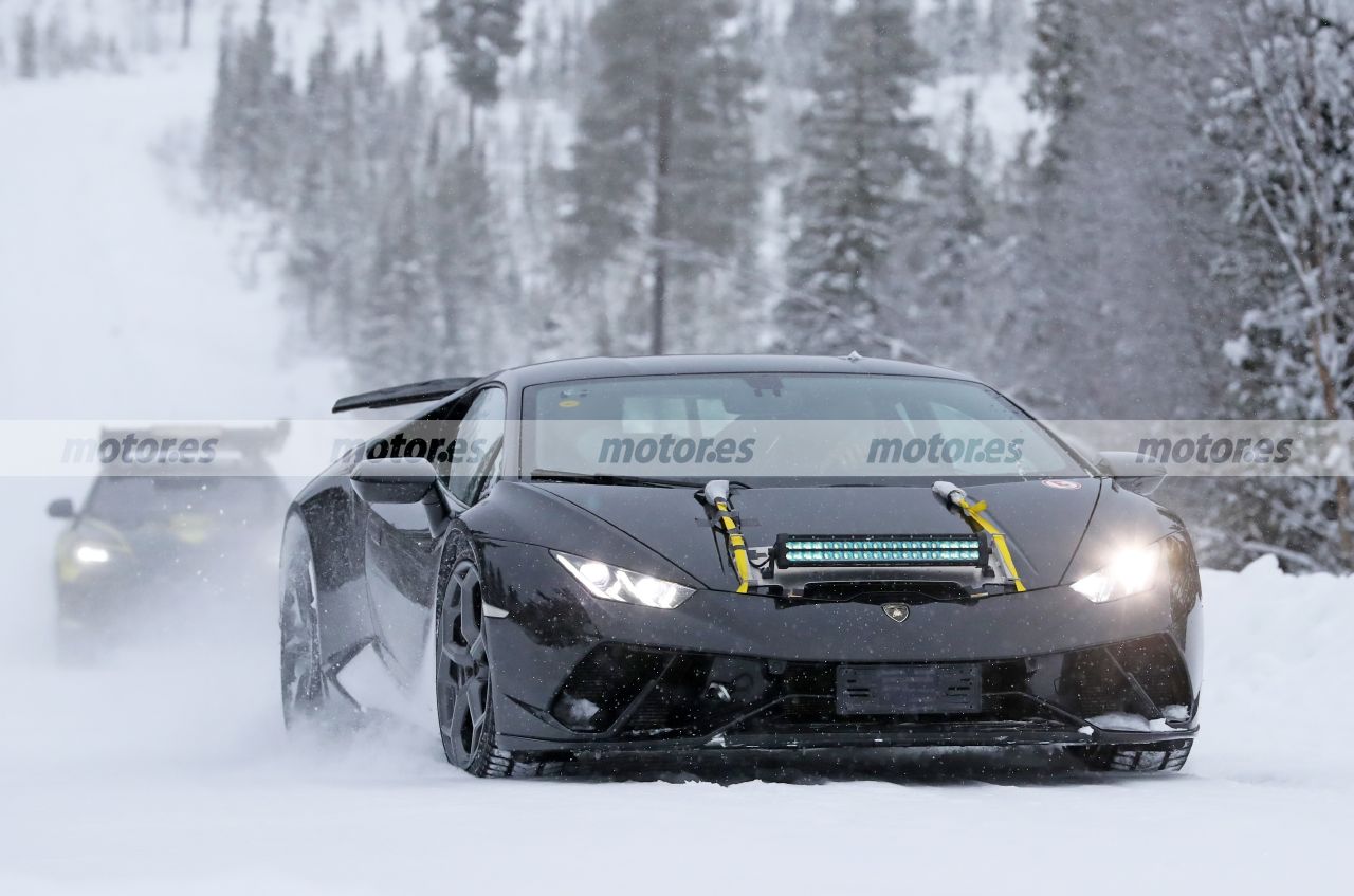 Primeras pruebas, y fotos espía, del nuevo Huracán JV