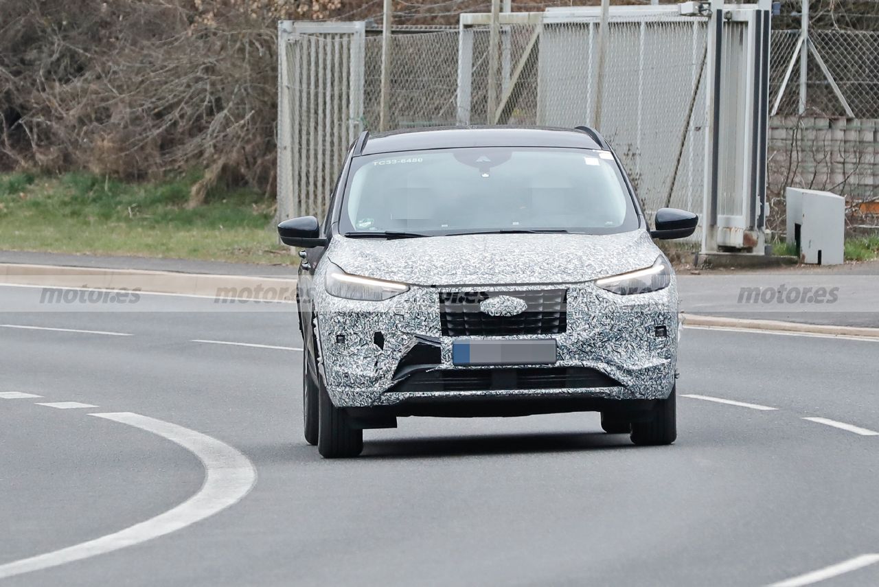 ford-kuga-facelift-2023-fotos-espia-europa-202285672-1647517035_2.jpg
