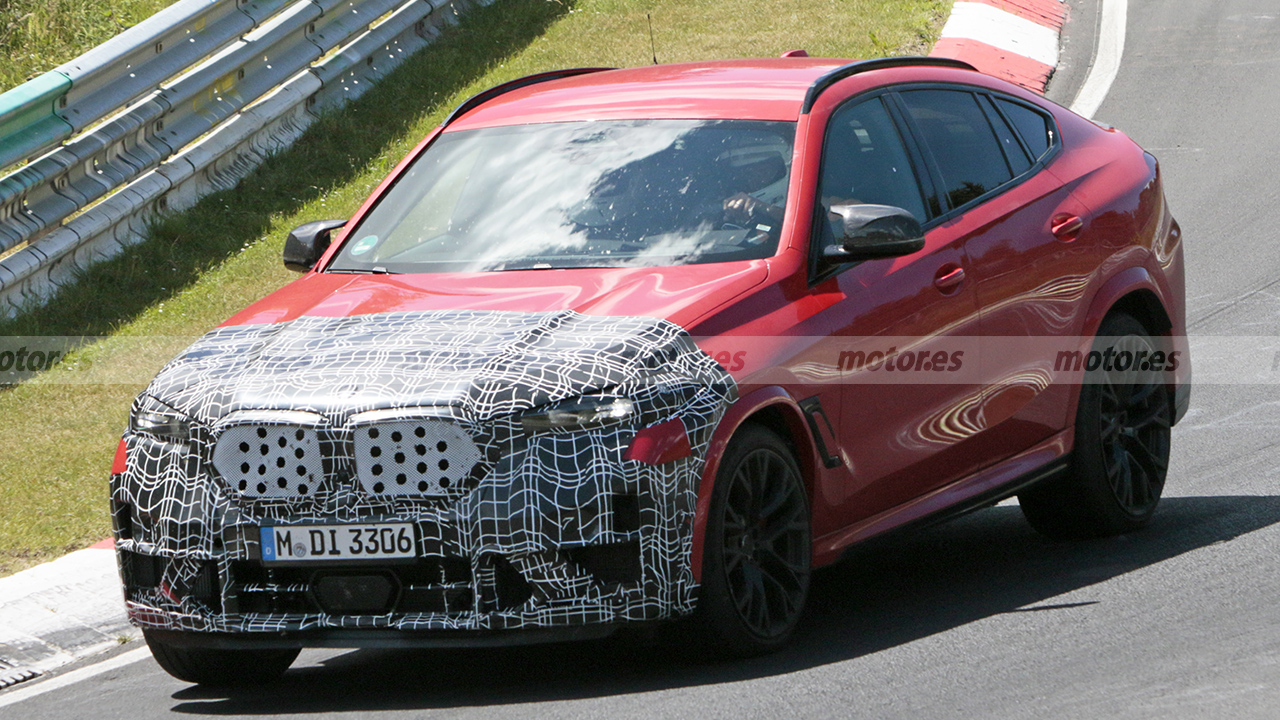 The BMW X6 M 2023 appears by surprise at the Nürburgring with a new camouflage The BMW X6 M 2023 appears by surprise at the Nürburgring with a new camouflage