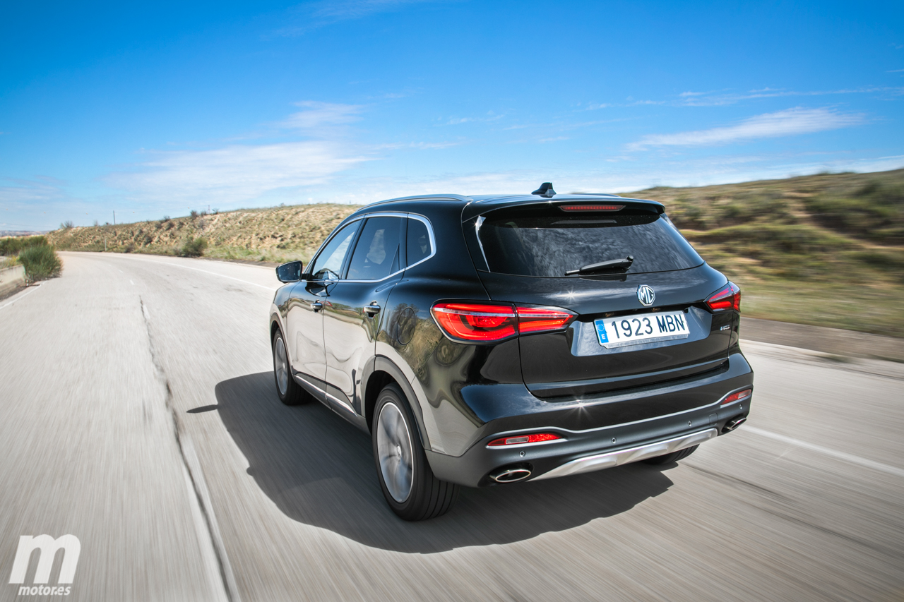 Dashboardmat Voor MG HS En EHS PHEV 2018-2023 – Krasbestendige Hoes, UV-bescherming, Antislip En Eenvoudig Te Plaatsen