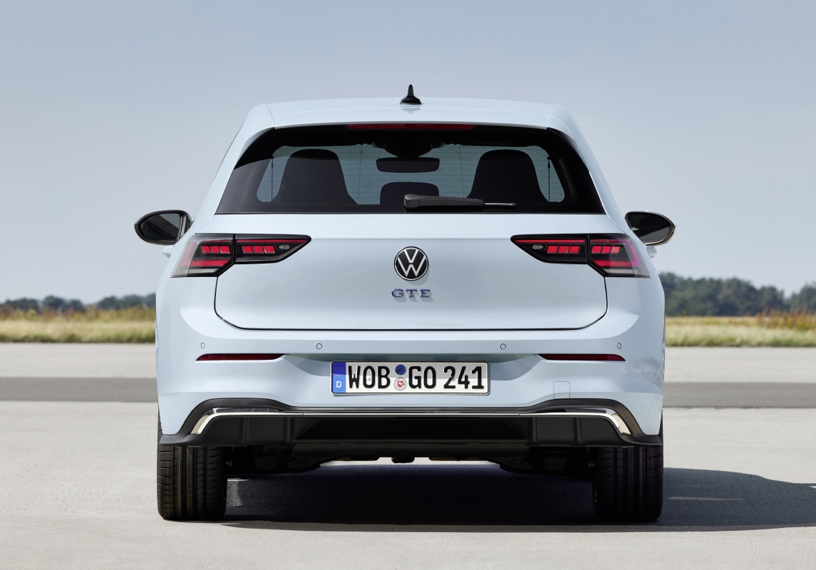 El Volkswagen Golf GTE estrena novedades, la perfecta combinación de ...