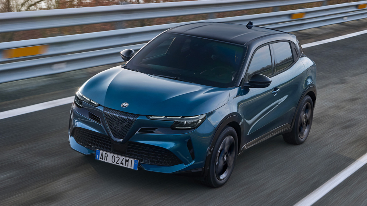 El nuevo Alfa Romeo Junior Ibrida ya tiene precios, el SUV italiano también apuesta por la tecnología híbrida MHEV para lucir la etiqueta ECO