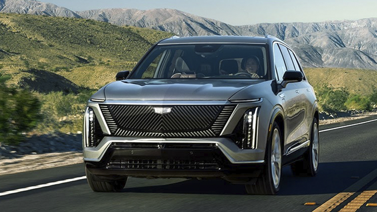 Cadillac quiere reconquistar Europa a lo bruto, así es su SUV eléctrico con más de 600 CV