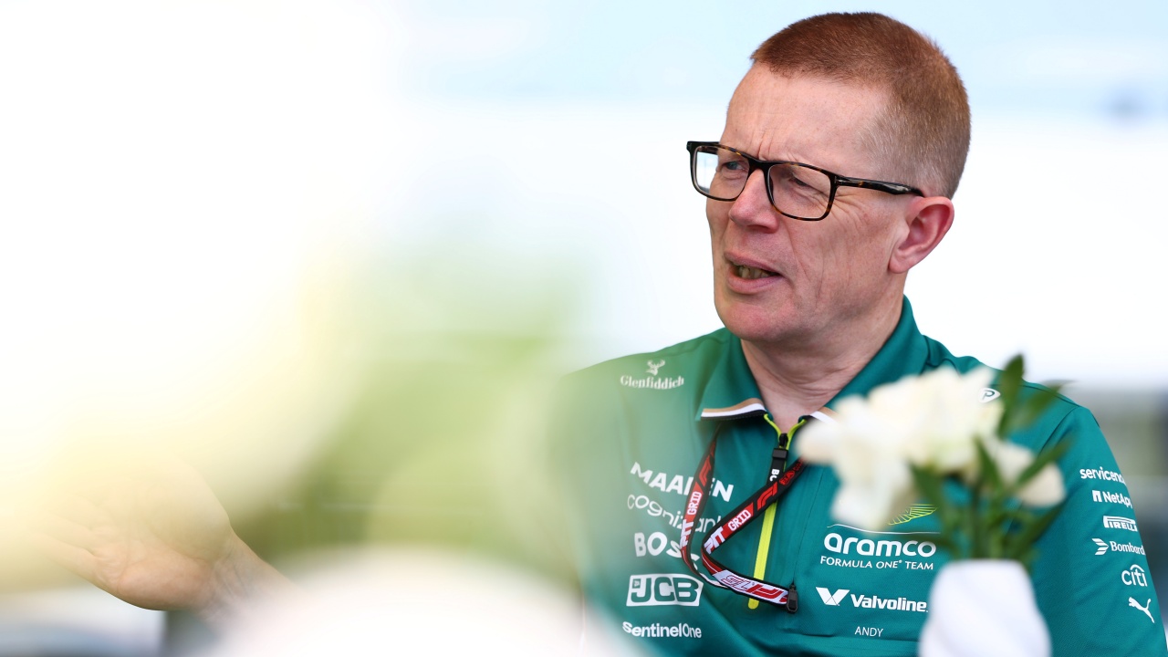 Cowell revela qué impide a Aston Martin ganar (y qué tiene eso de bueno)