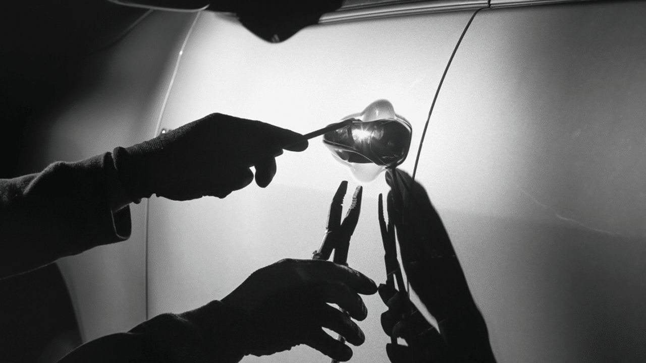 Tienes un coche caro, ellos una estafa perfecta: así te roban y desaparecen sin dejar rastro