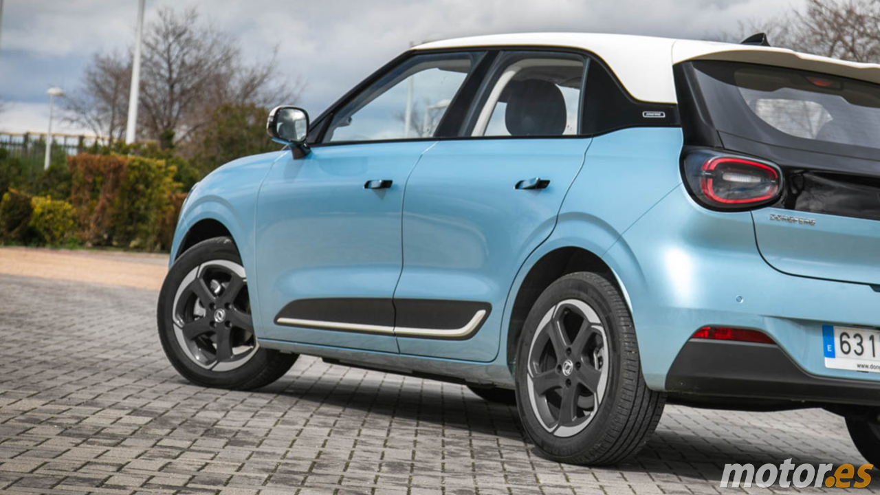 Rival del BYD Dolphin Surf, pero con 5 plazas y mejor maletero, este eléctrico chino gana en practicidad y está en oferta