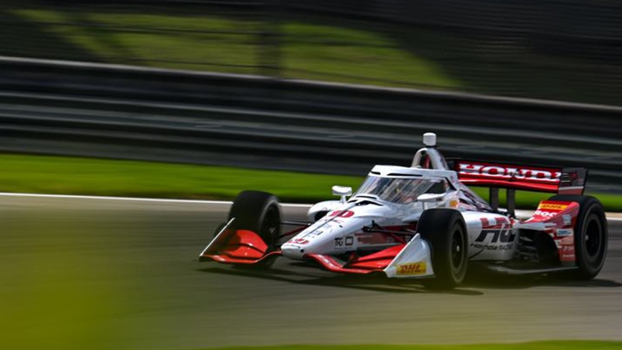 Primera pole de 2025 para Álex Palou en Barber ante el doble ganador McLaughlin