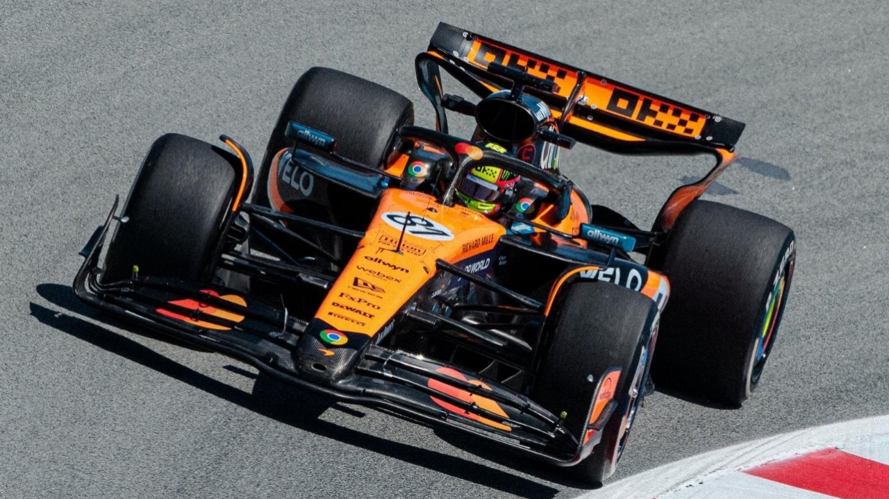 Oscar Piastri aplasta con su McLaren y logra la pole en Barcelona: Alonso en el top 10