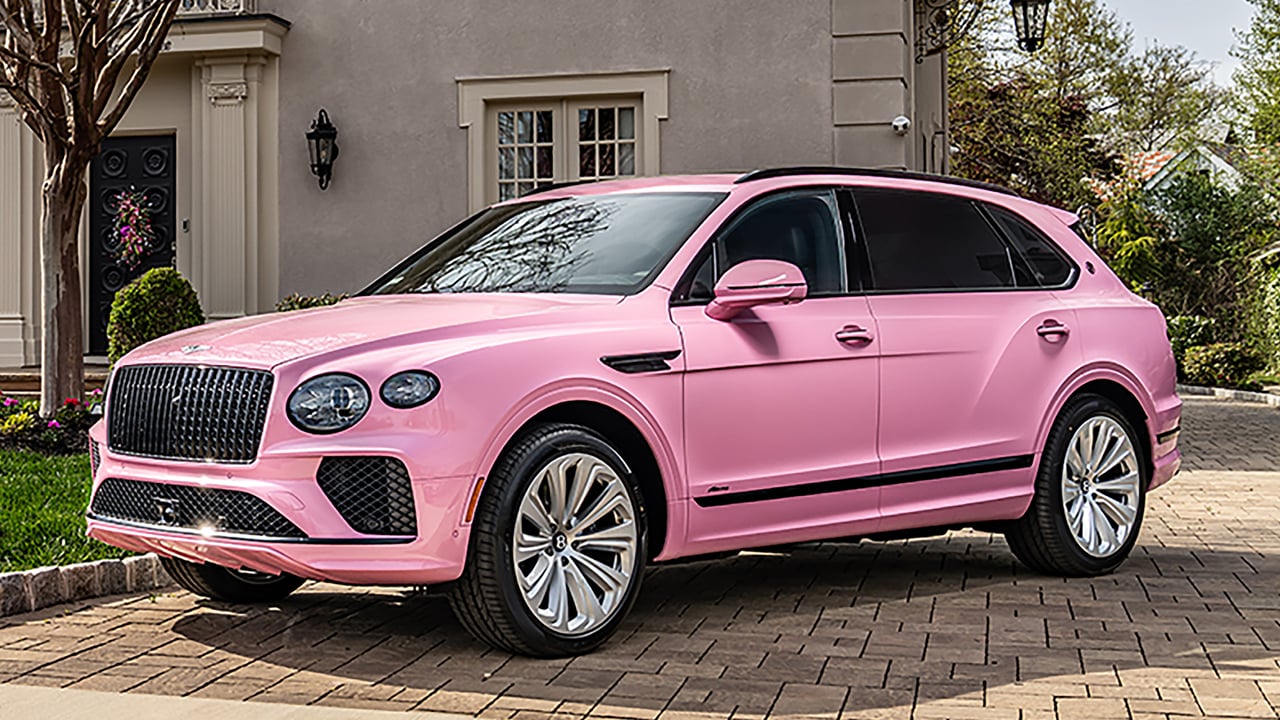 El Bentley Bentayga más escandaloso viene de fábrica, tan exagerado que parece hecho por un tuner