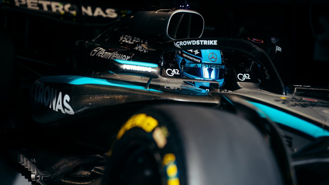 Russell sigue a lo suyo y Dunne sorprende con el McLaren; Sainz y Alonso, discretos