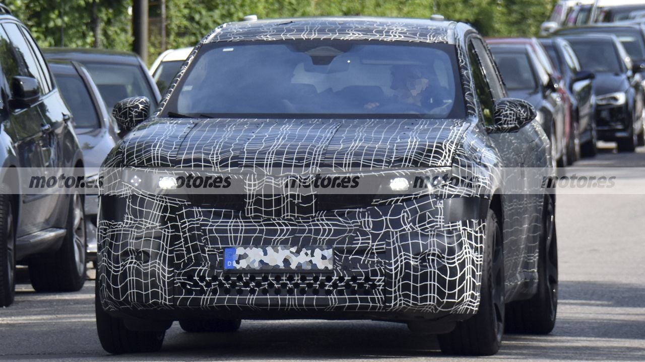 Este iX3 esconde algo muy gordo, será el primer SUV eléctrico firmado por BMW M y dejará huella en Nürburgring