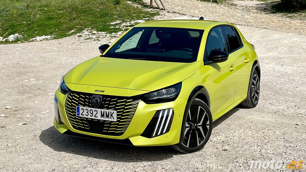 El Peugeot 208 da la sorpresa e impulsa las matriculaciones de renting; en junio de 2025 el mercado creció un 2,58%